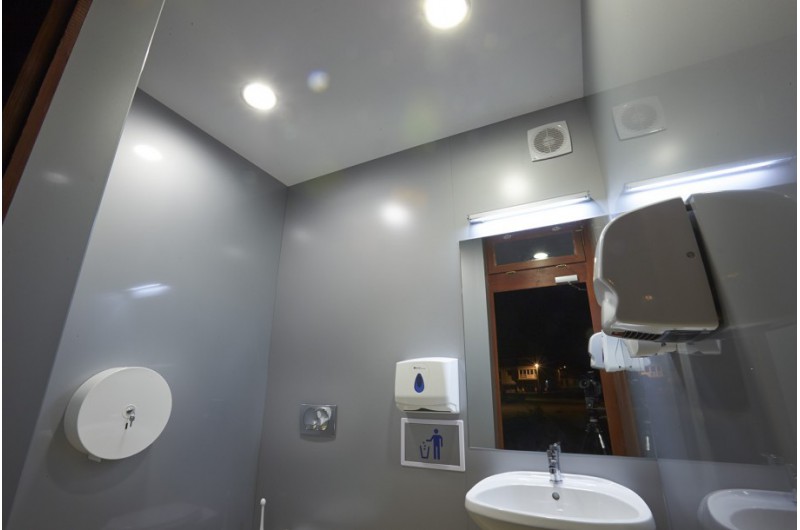 SZP-AD-12 WC épület SZP-AD-12 WC épület