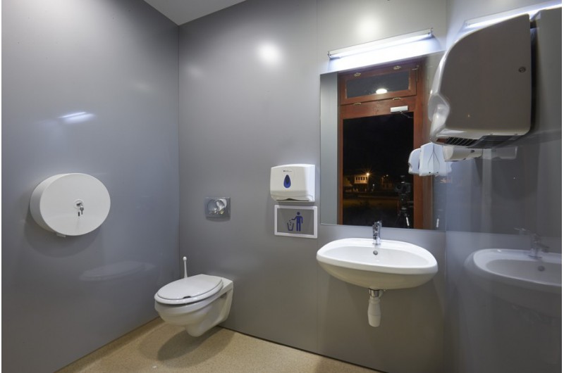 SZP-AD-12 WC épület SZP-AD-12 WC épület