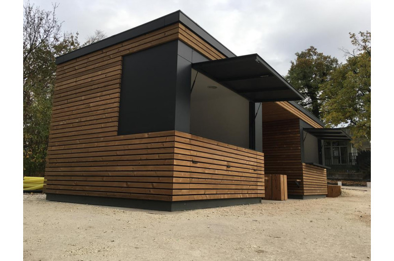 TR-THW-10&10 - Büfé pavilon esőbeállóval TR-THW-10&10 - Büfé pavilon esőbeállóval